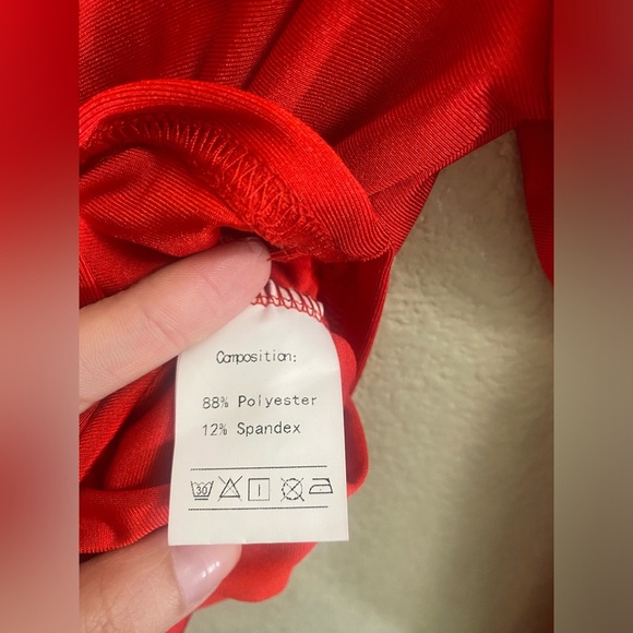 Long sleeve, ruched fiery red blouse top Size small - Picture 4 of 5